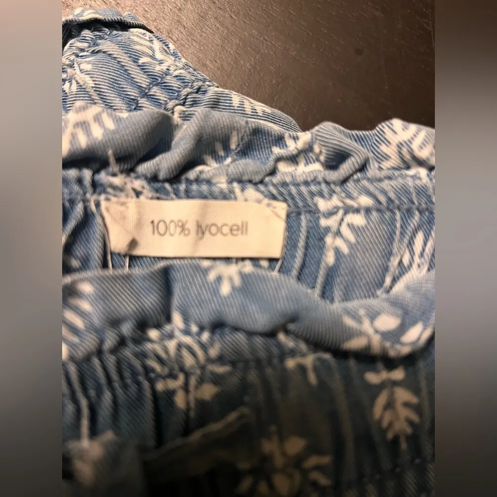 High Waist Blue and White Shorts with Elastic Waistband Size undefined - Image 9