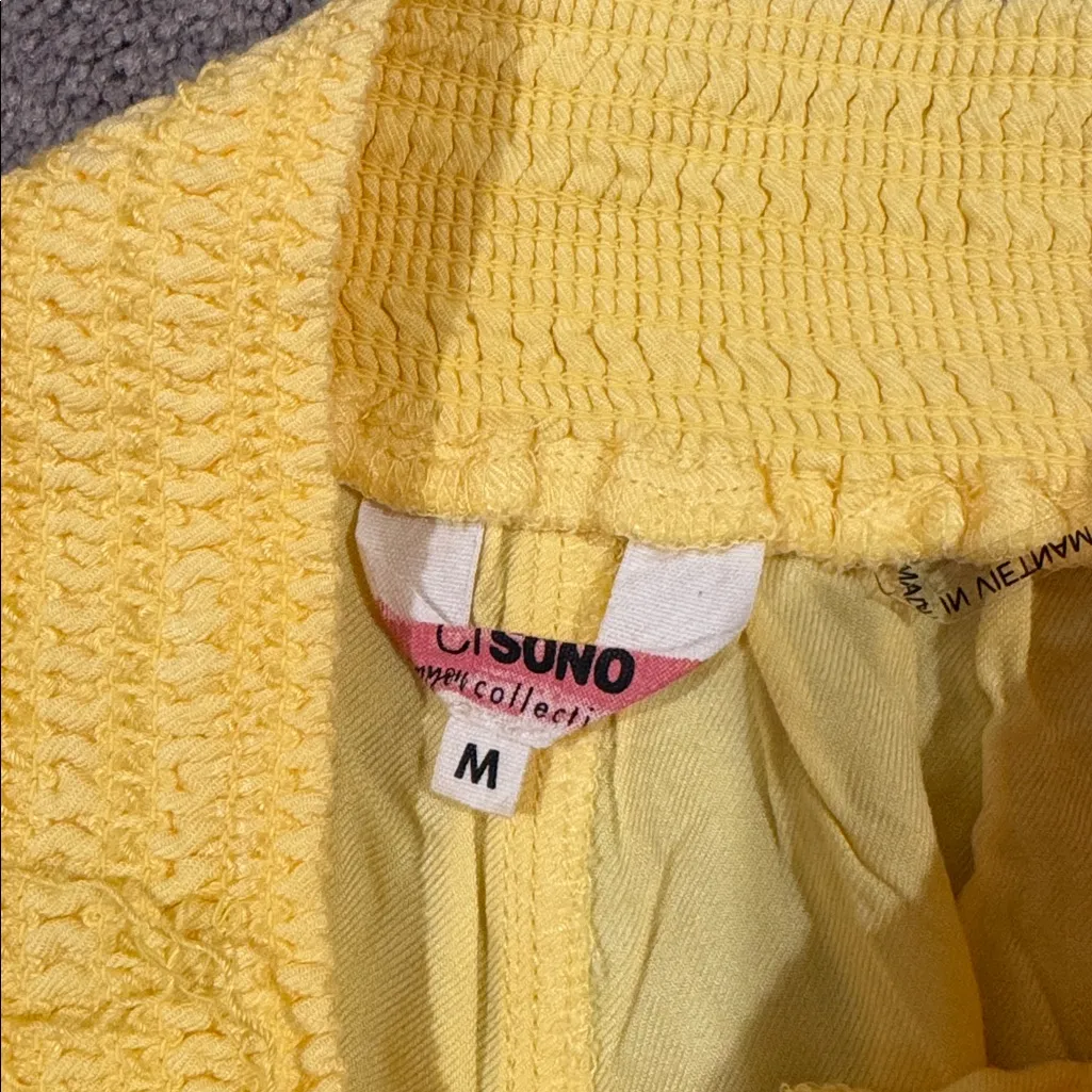 Ci Sono  Lemon Yellow Shorts SIZE M - Image 4