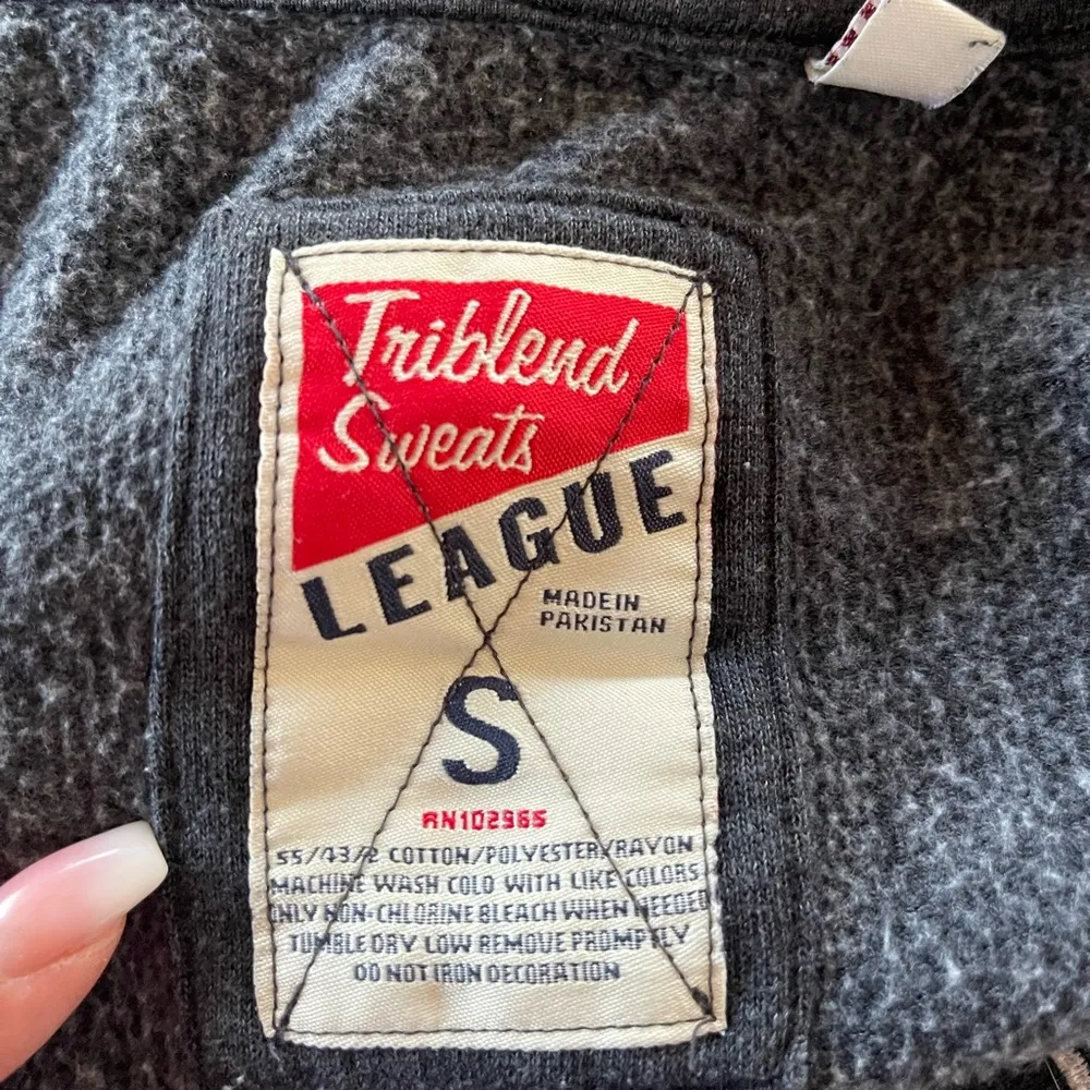 UCSD sweatshirt gray size S full zip and hoodie - Image 6