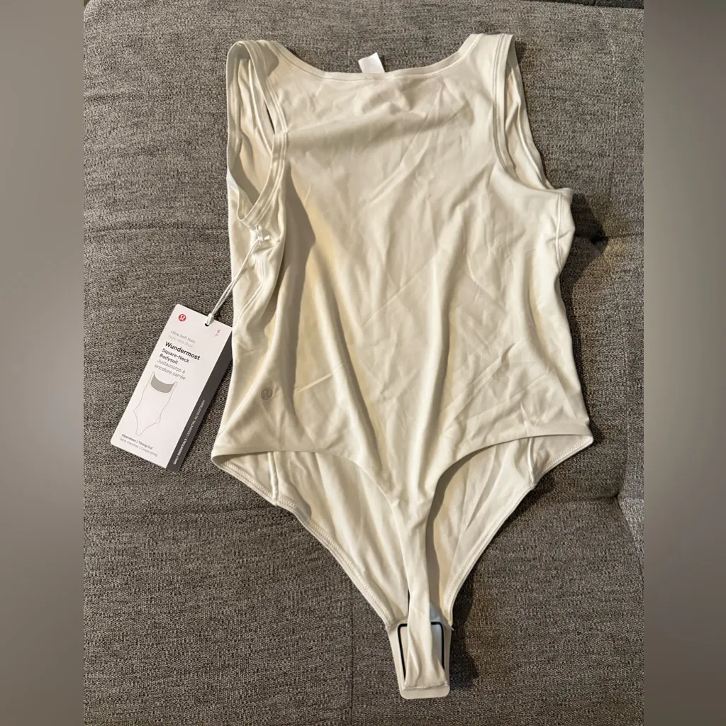 Lululemon WunderMost Ultra-Soft Nulu Square-Neck Sleeveless Bodysuit Bone Small - Image 10