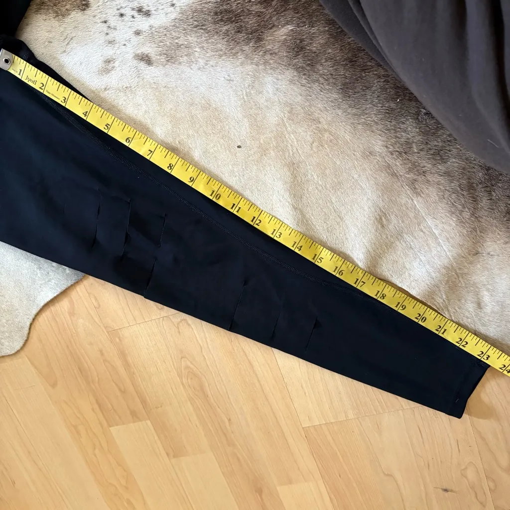 ALO Yoga Black Cut Out‎ Ripped Warrior High Waist Leggings Size XS - Image 9