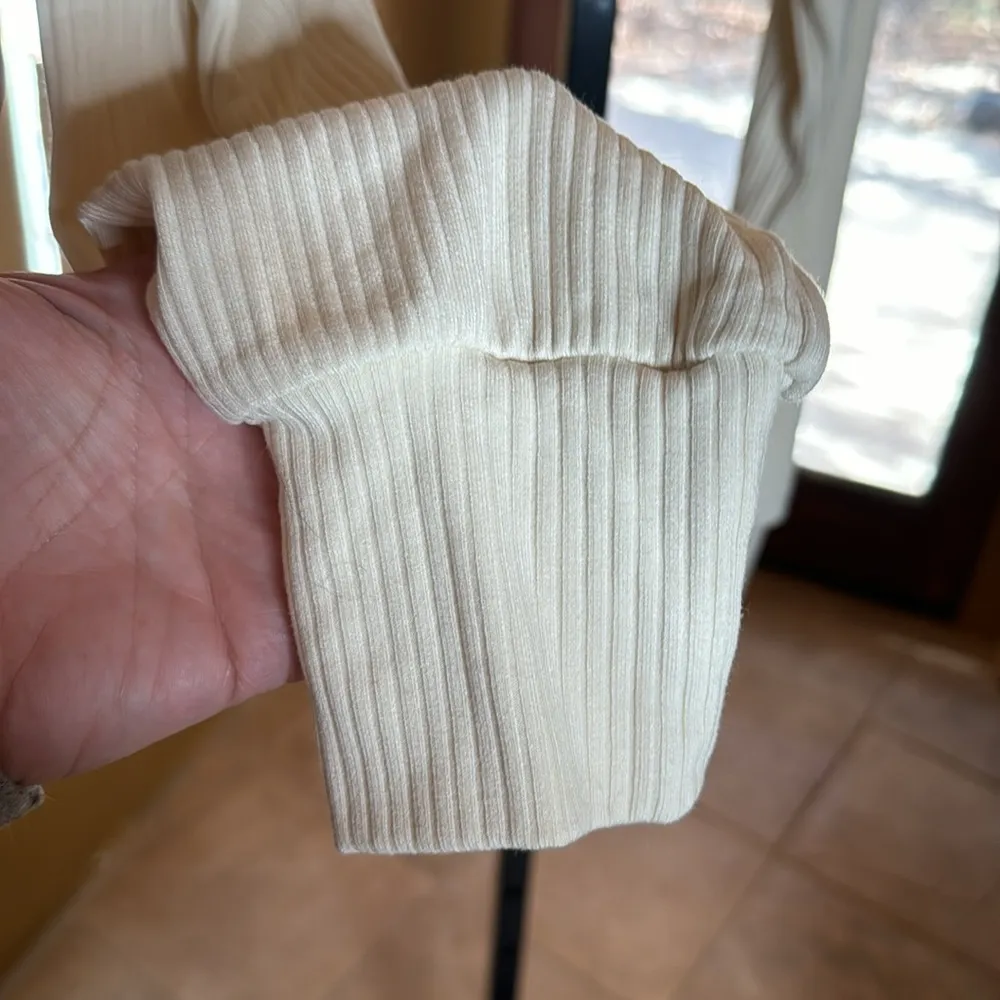 NWOT ECHT RIBBED HIGH CUT LONG SLEEVE CREAM SIZE MEDIUM - Image 3