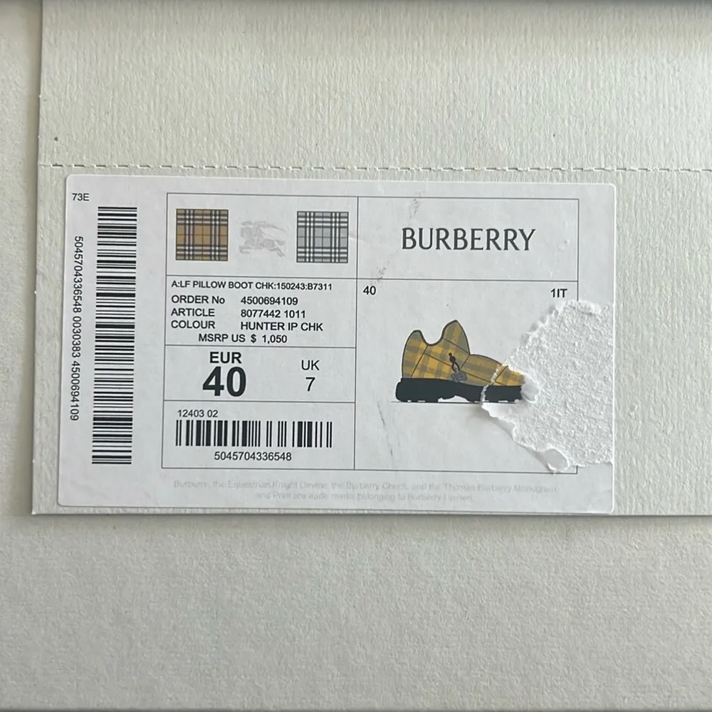 Burberry Check Pillow Padded Snow Boots, Size 40 NEW in Box $1,050 +DustBag - Image 13