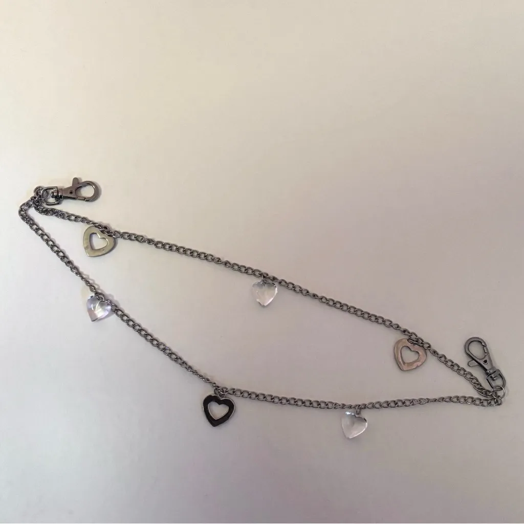 Vintage Y2K Silver Tone Clear Hearts Jean & Purse Chain / Belt - Image 3