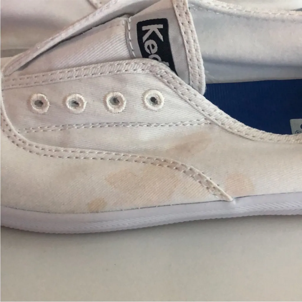 Keds  nwt Women's Classic White Slip-On Sneakers - Image 5