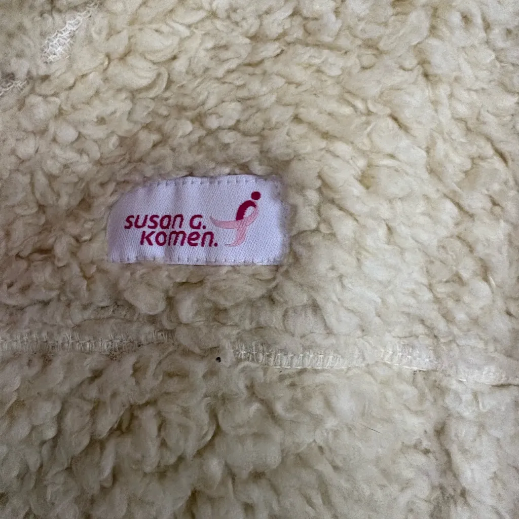 Earth Yoga Cream jacket Pink Size M - Image 4