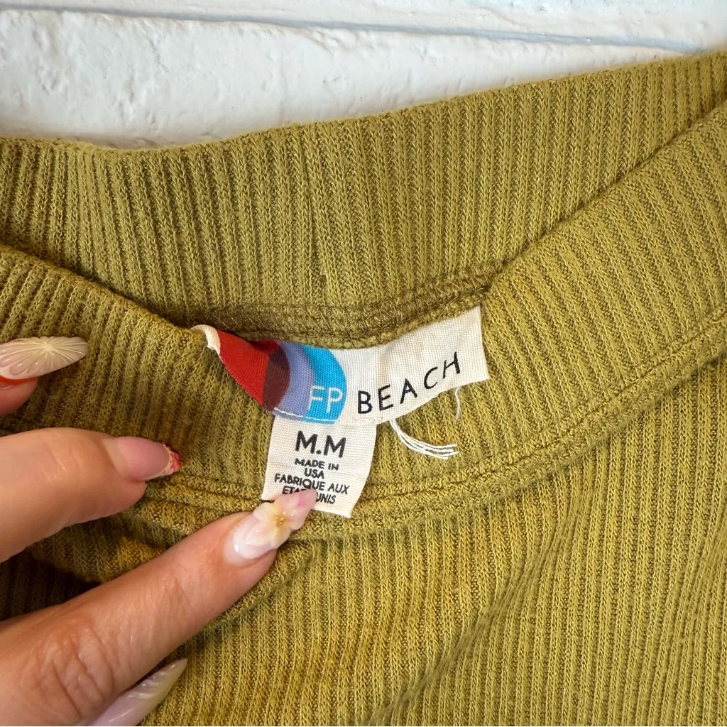 Free People Beach 2 piece Ribbed Knit Skirt Set Long Sleeve Top Green Size M - Image 8