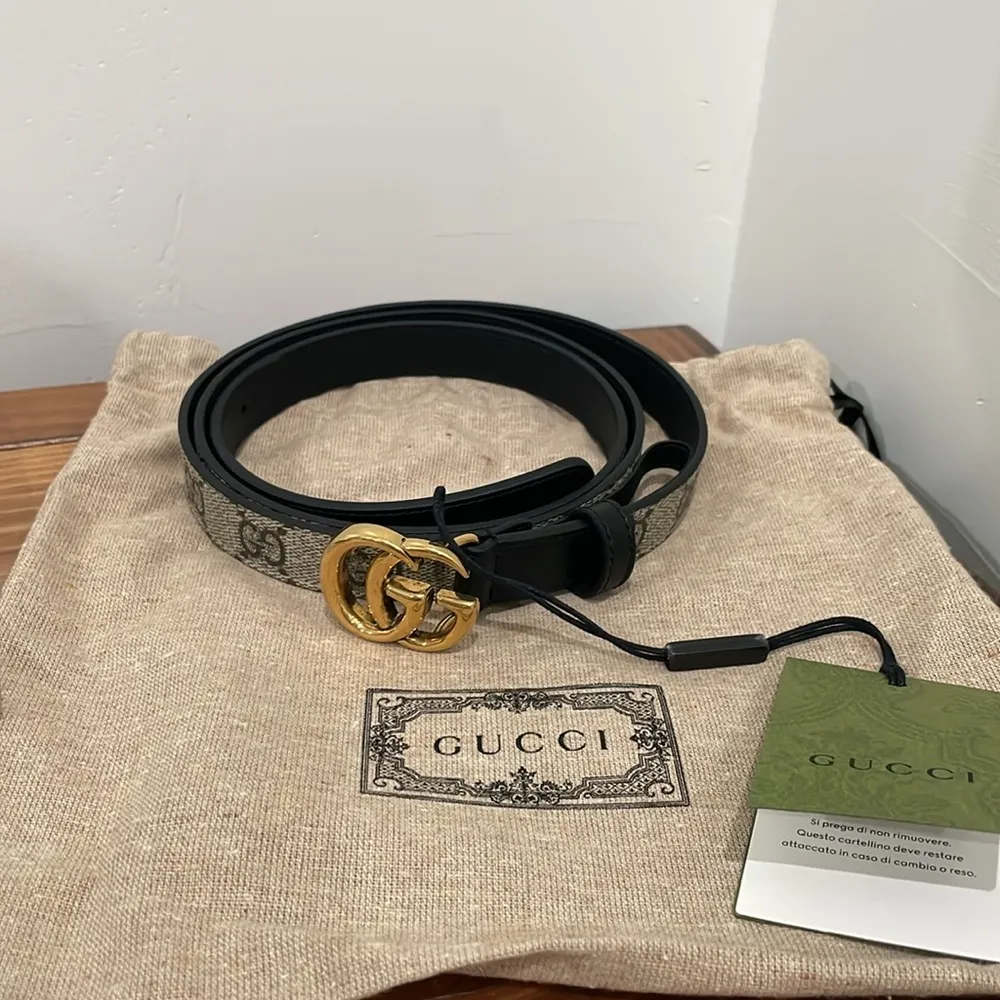 Gucci GG Buckle Monogram Leather Thin Belt NWT Size 110 - Image 5