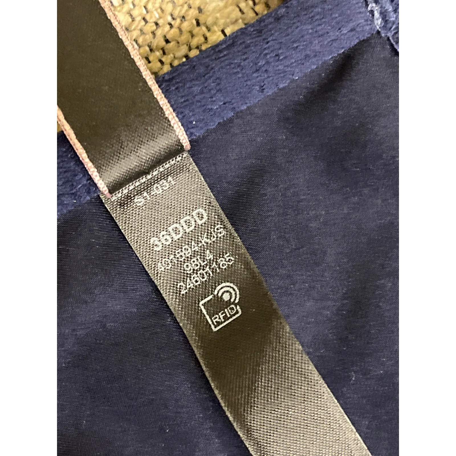 Victoria's Secret Dream Angels Unlined Balconette bra navy blue, size  36 DDD - Image 13