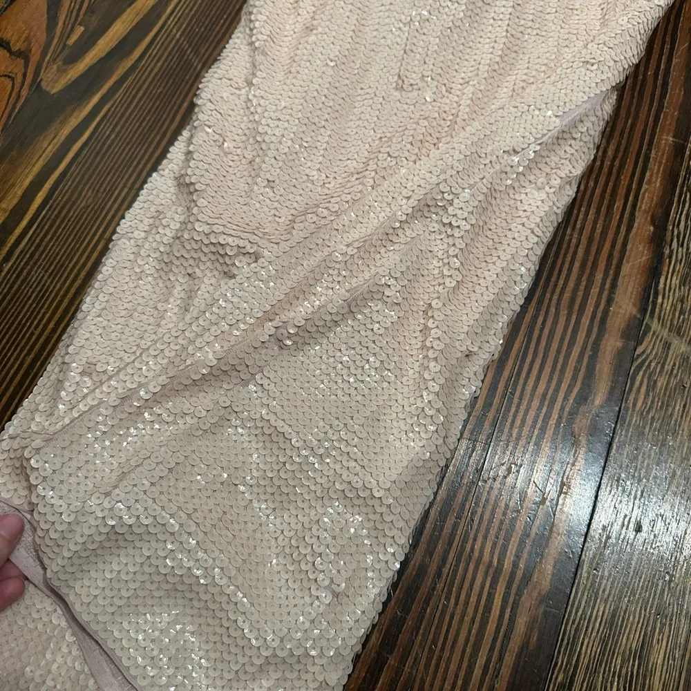 EXPRESS Elegant light pink Sequin Dress - Image 3