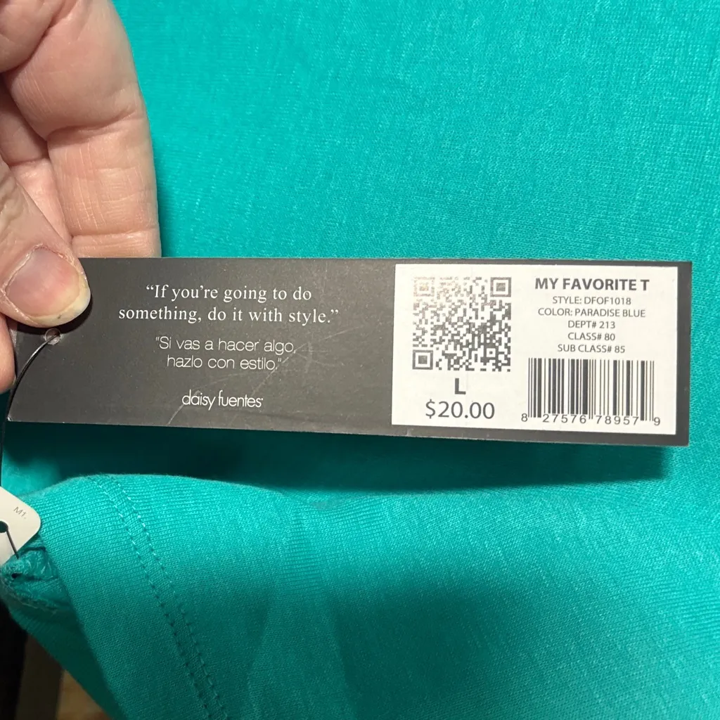 Daisy Fuentes Turquoise Short Sleeve Tee NWT - Image 3