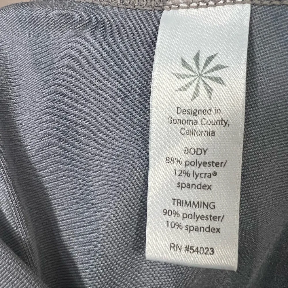 Athleta Grey Stripped Legging Pants Sz S Workout Running Yoga - Image 8