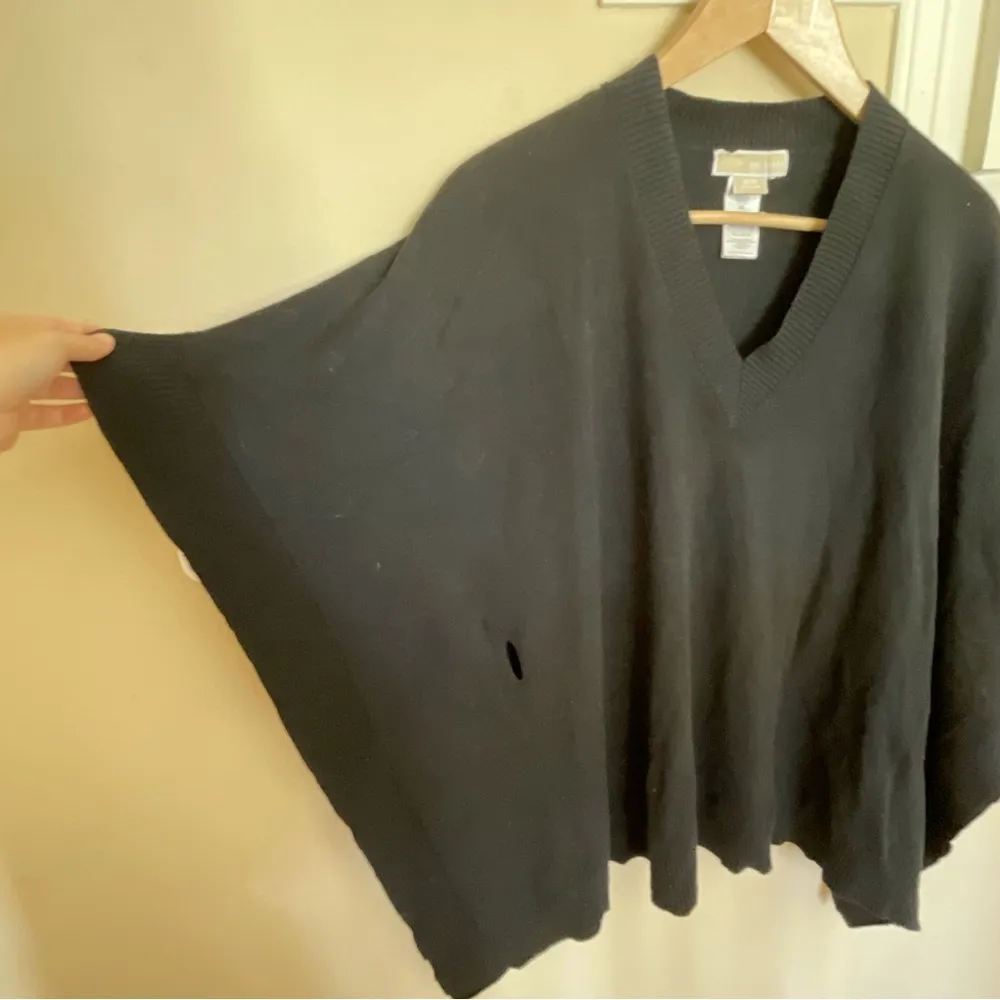 Michael Kors  Black V- Neck Pullover Dolman Sleeve Knit Shawl Wrap Poncho Sz: S/M - Image 2