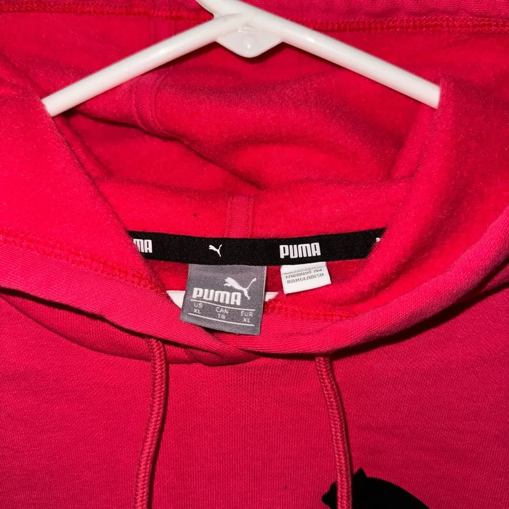Puma Women’s Athletic Sporty Athleisure  Style Cropped Sweatshirt Sz XL - Image 5