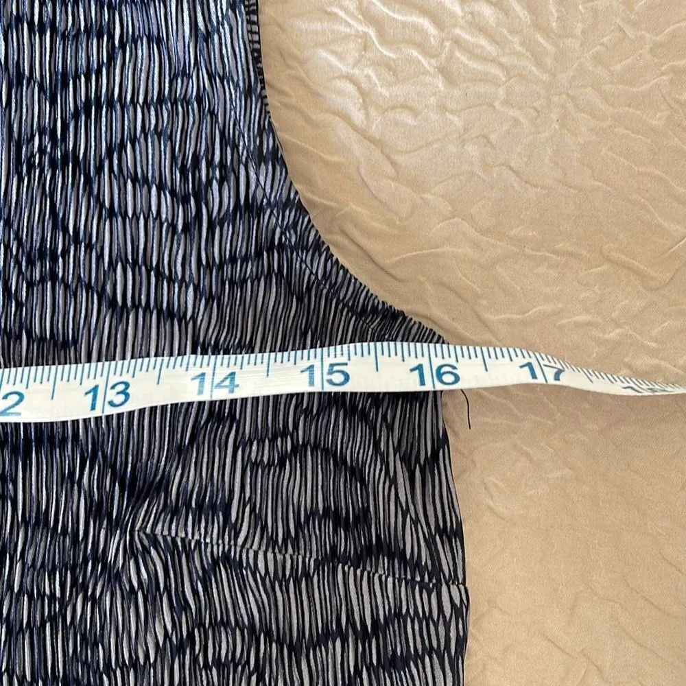 Banana Republic Women's Sleeveless Tank Top Patterned Shirt Blue Size XS‎ - Image 5