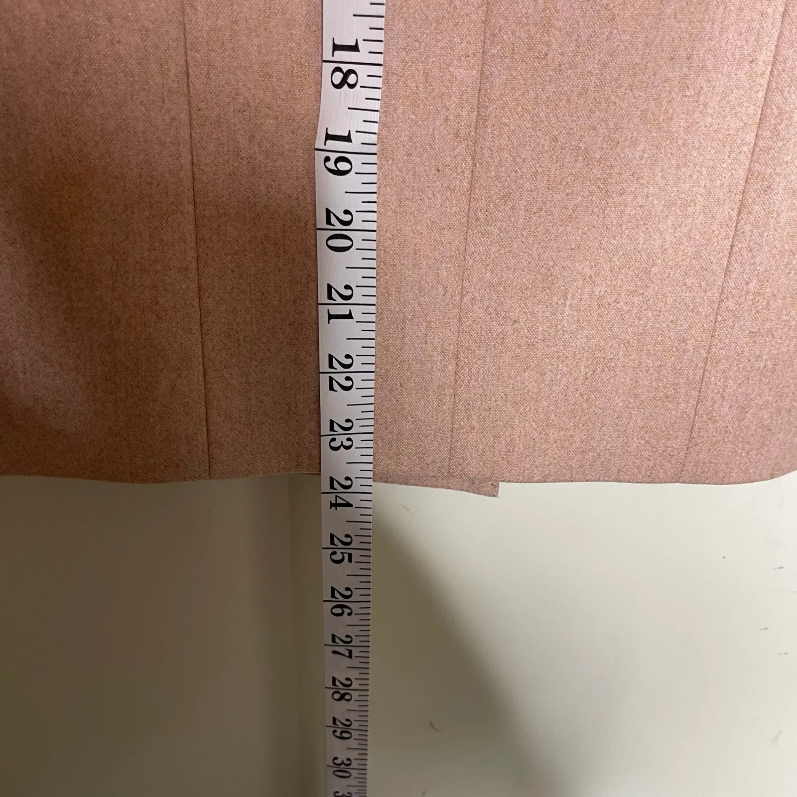 Salvatore Ferragamo cream wool angora pencil classic skirt sz 8 - Image 7