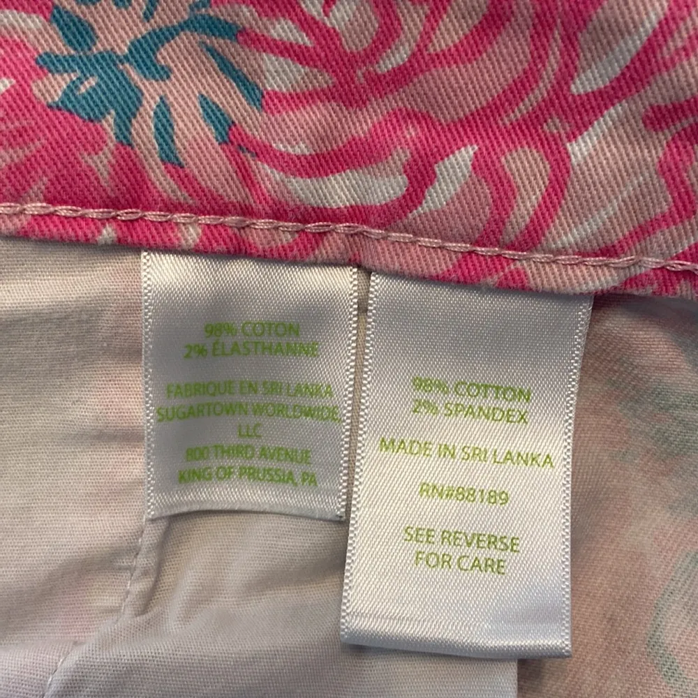 Lilly Pulitzer Women’s Shorts size 16 excellent condition please see all photos - Image 8