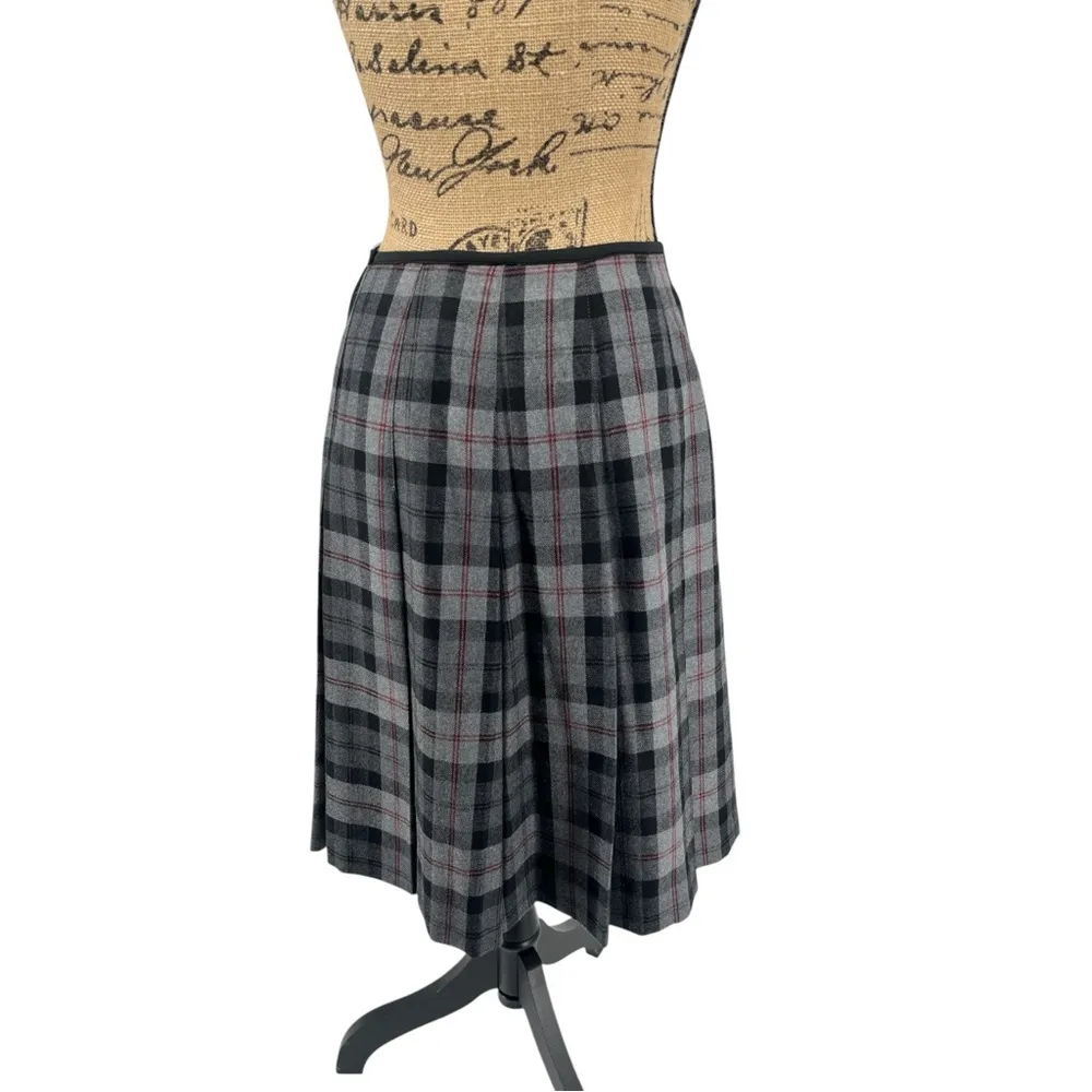 Vintage Brahmin Wool Gray Black Tartan Plaid‎ Skirt Pleated Wrap Style Classic - Image 7