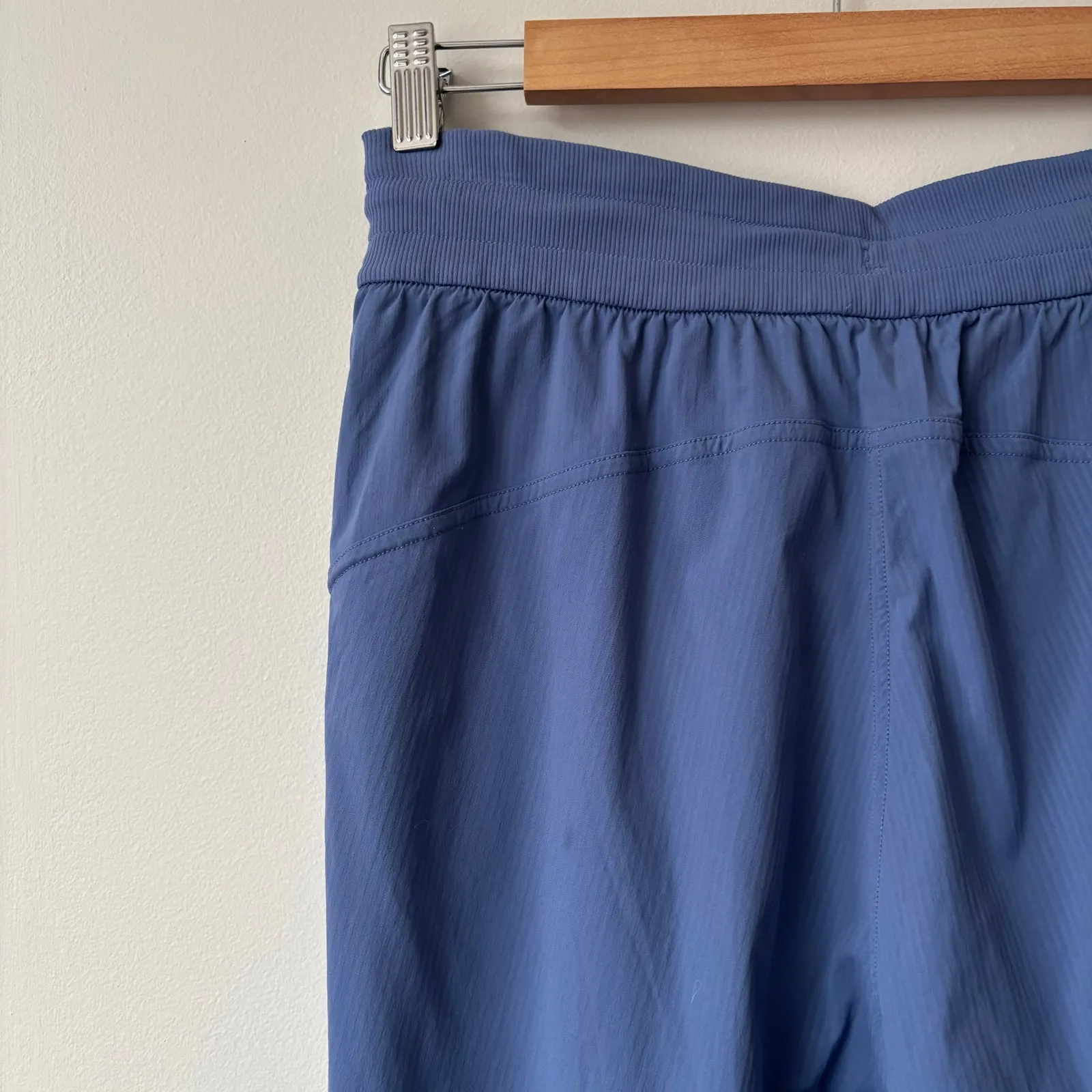 Lululemon Beyond the Studio Jogger Sz 6 Blue - Image 7