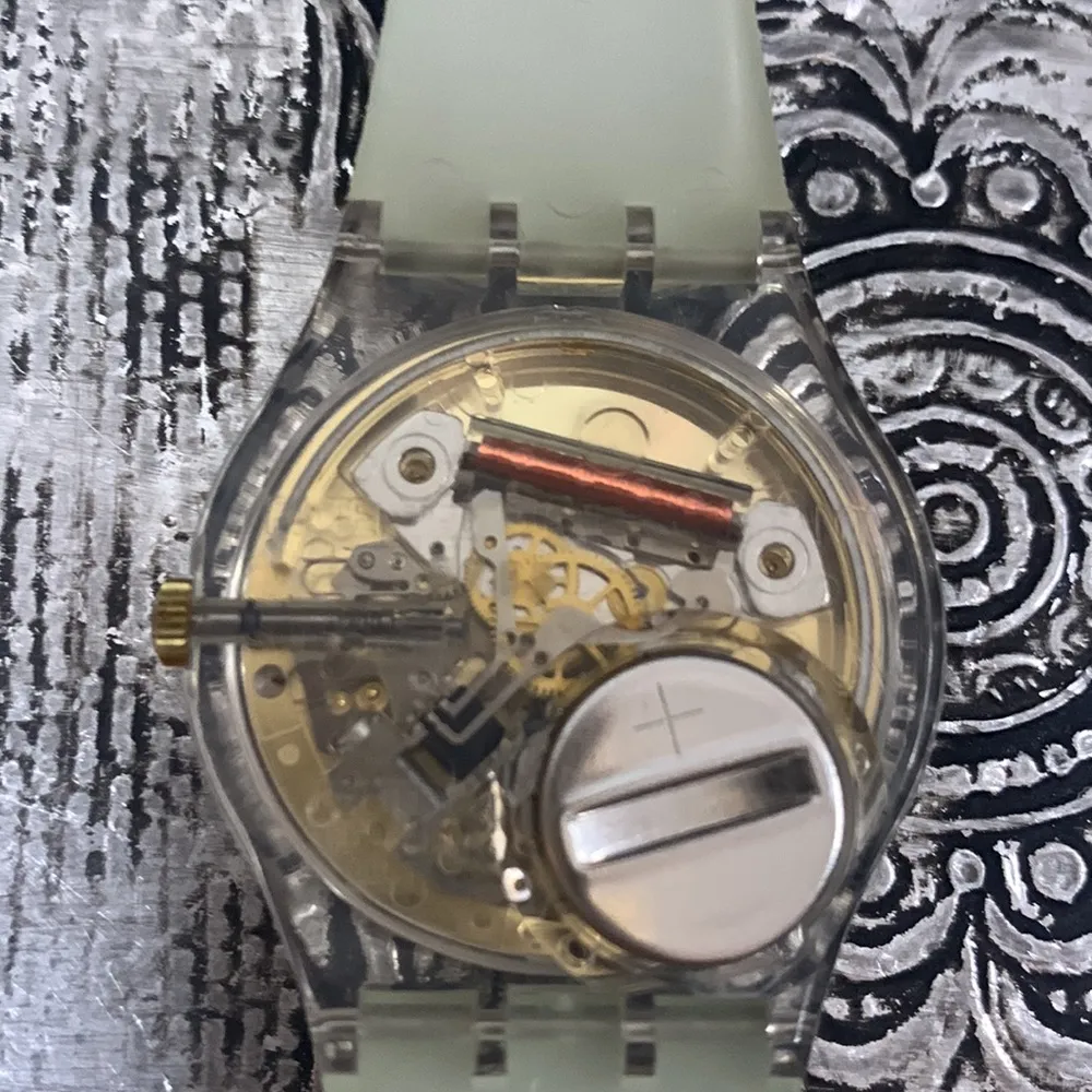 Swatch Watch 1996 Atlanta Olympics Green & Gold Watch in Case with Paperwork - Image 8