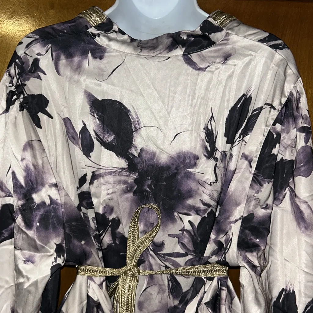 Woman’s Elegant Toleen Floral Dress with Gold Trim With Accent Belt Size 3XL(18) Black - Image 6