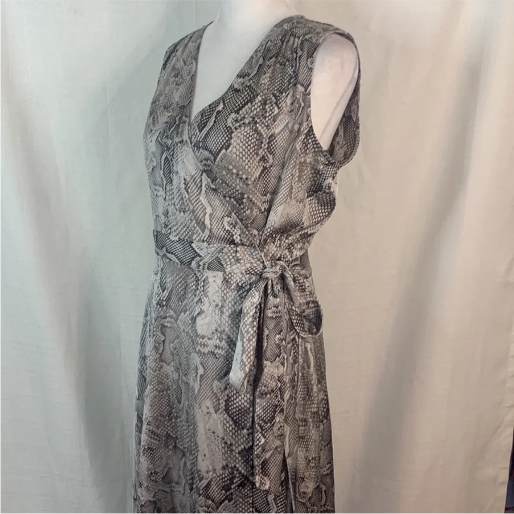White‎ House Black Market Lunar Snake Skin MIdi Wrap Dress Sz 6 NWT Gray - Image 7