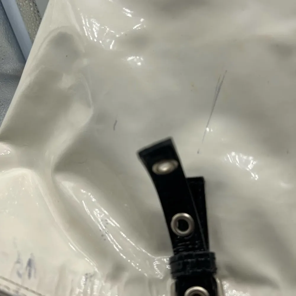 Giuseppe Zanotti white and black patent leather purse-has stains see description - Image 6