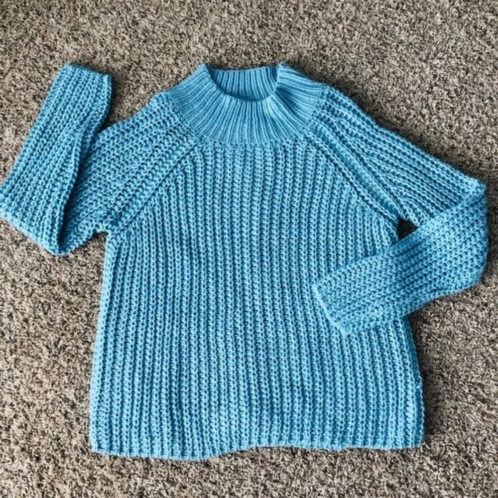 NEW LA SEINE Wool Air Blue Soft Chunky Knit MockNeck Sweater Sz M New w/Tag $124 Size M - Image 3