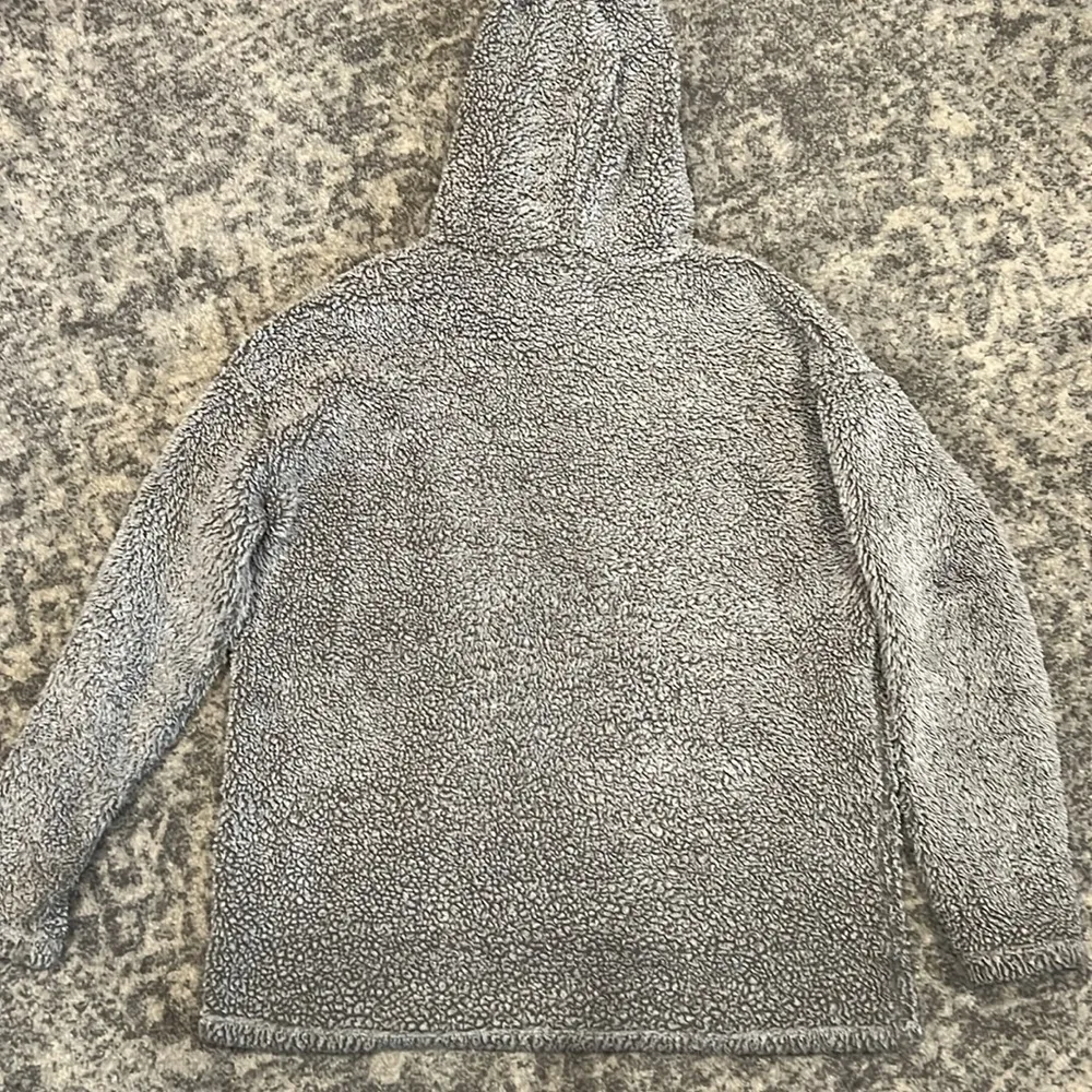 32 Degrees Women’s Soft Sherpa Pullover Hoodie in Green Heather - Image 5