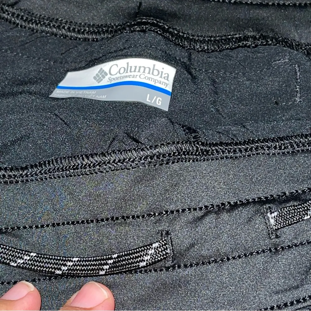 Columbia Montrail Shorts - Image 6