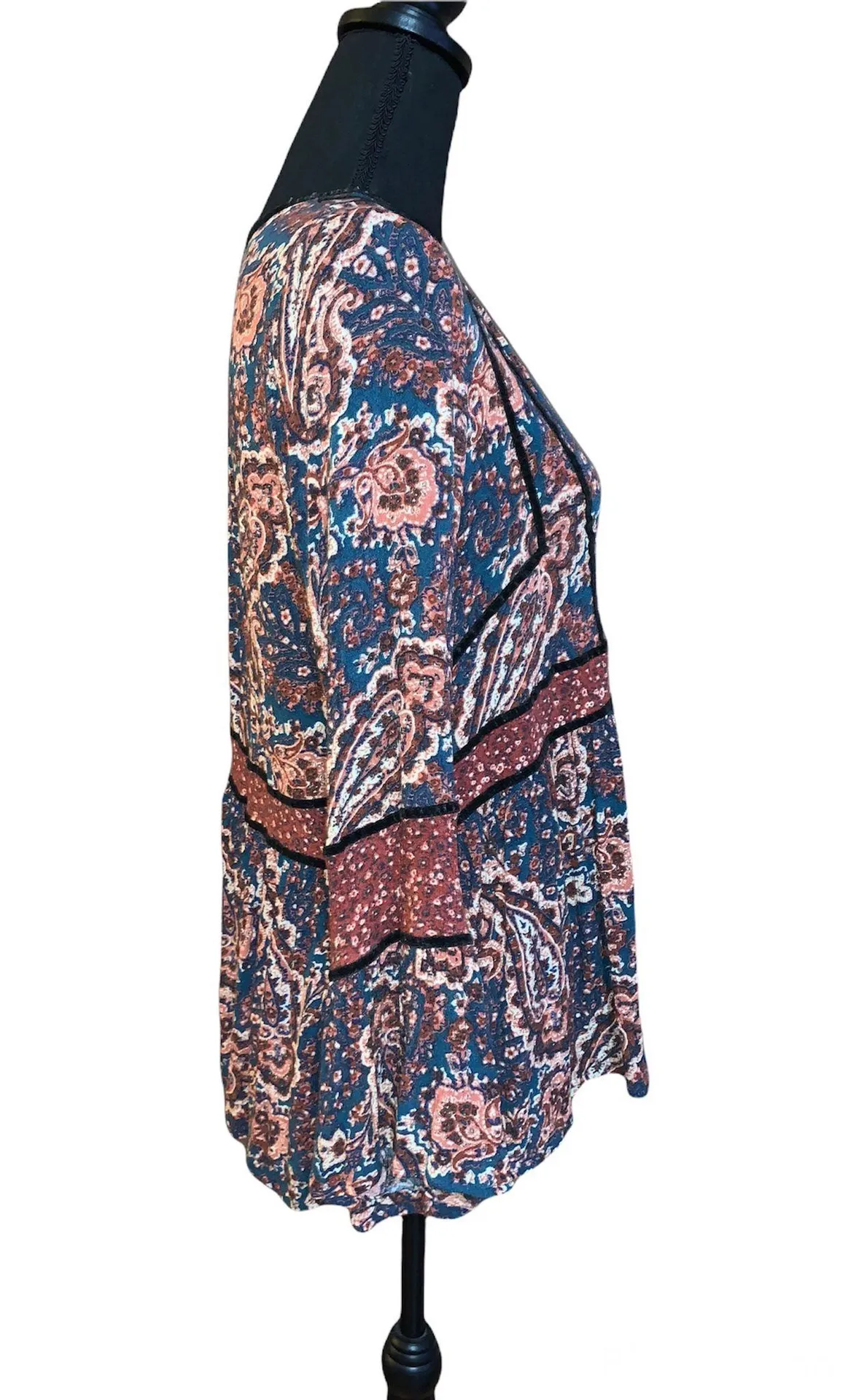 American Eagle Paisley Boho Style Top - Image 3