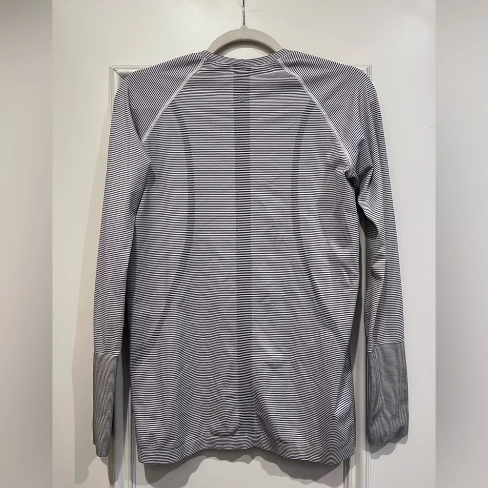 Lululemon Swiftly Tech Long Sleeve - Size 10 - Image 7