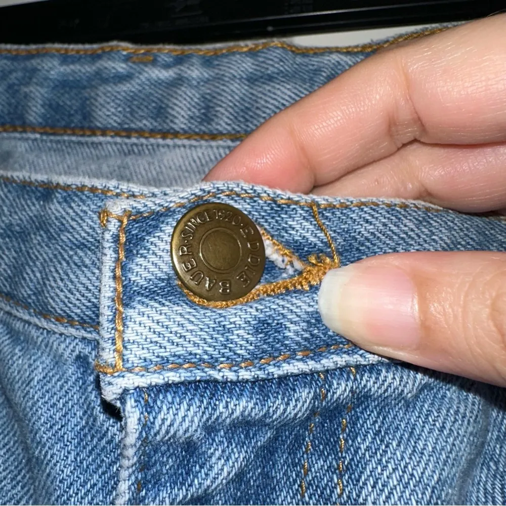 Eddie Bauer vintage high-rise light wash jeans women 16 - Image 6