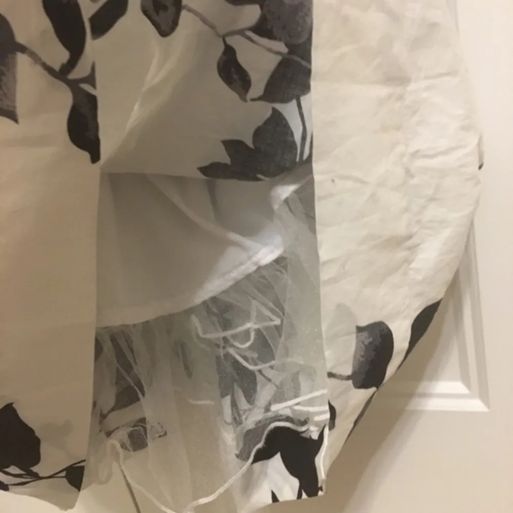 Strapless Floral Dress size 7 juniors - Image 12