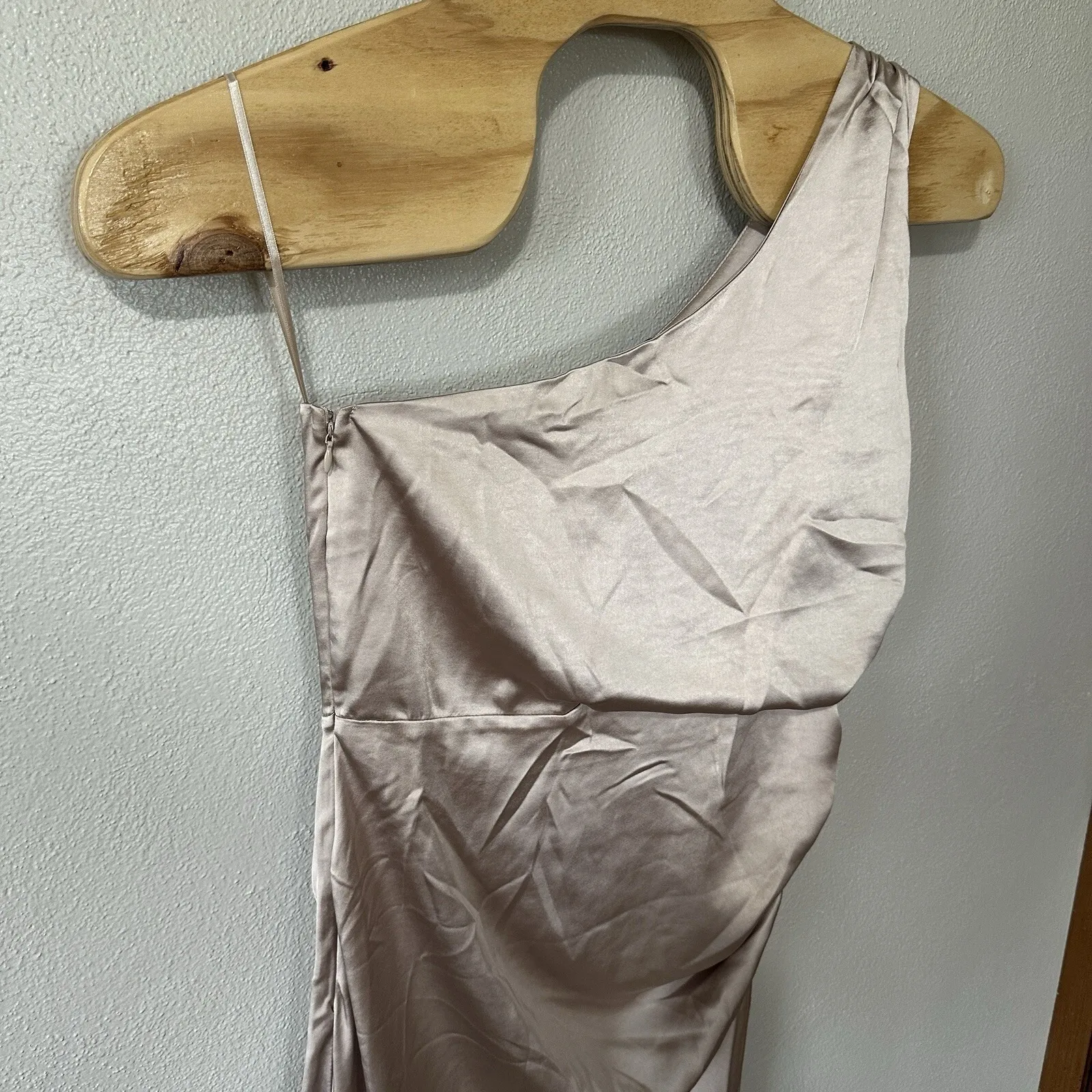 Asos Six Stories Bridesmaids One‎ Shoulder Satin Maxi Dress Champagne Size US 10 Tan - Image 5