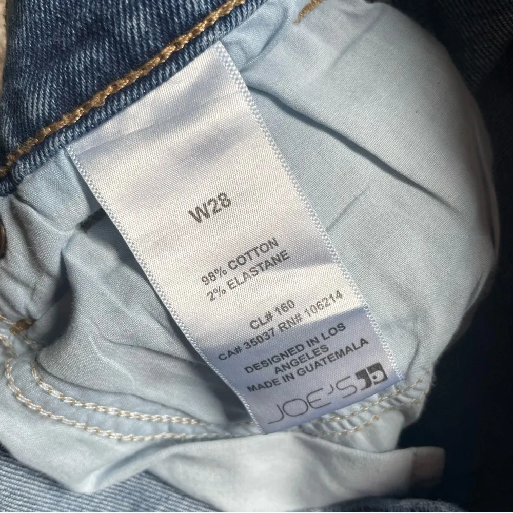 Joe’s Jeans Designer Mid Rise Raw Hem Denim Mini Shorts 28 - Image 3