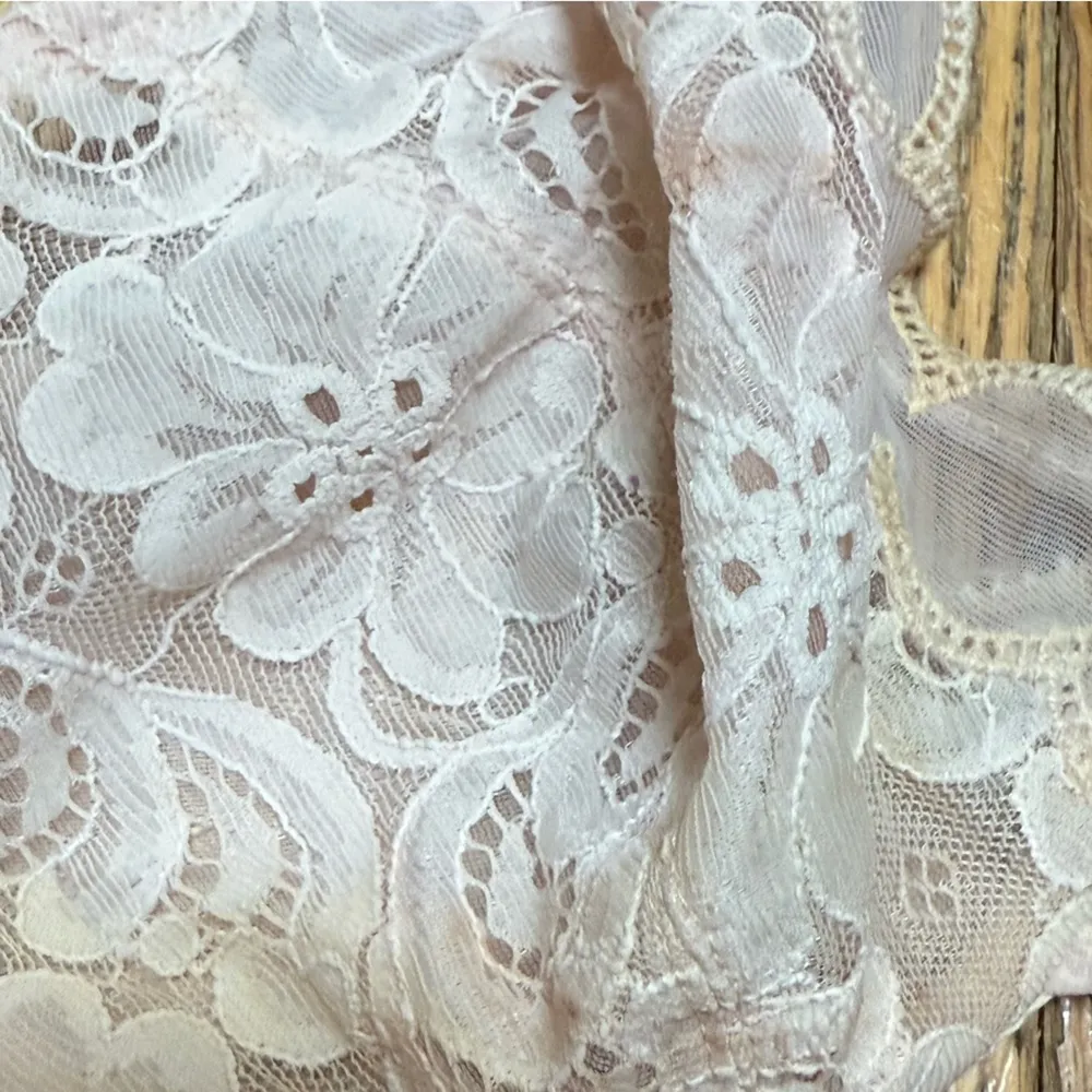 CHRISTIAN DIOR Vintage Lace Bra Floral Pink Lingerie 34C - Image 3