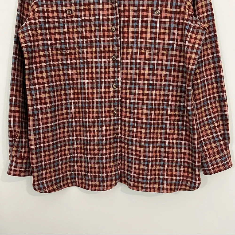Pendleton Plaid Virgin Wool Flannel Buttondown Shirt Size Medium - Image 3
