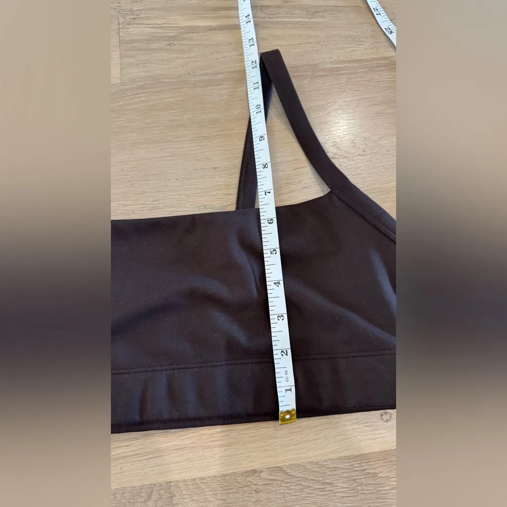 Gap medium impact sports bra brown size medium - Image 6