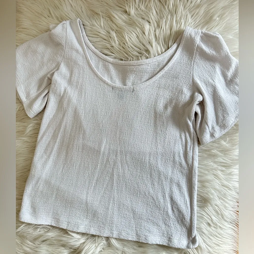 Banana Republic puff sleeve tshirt - Image 6