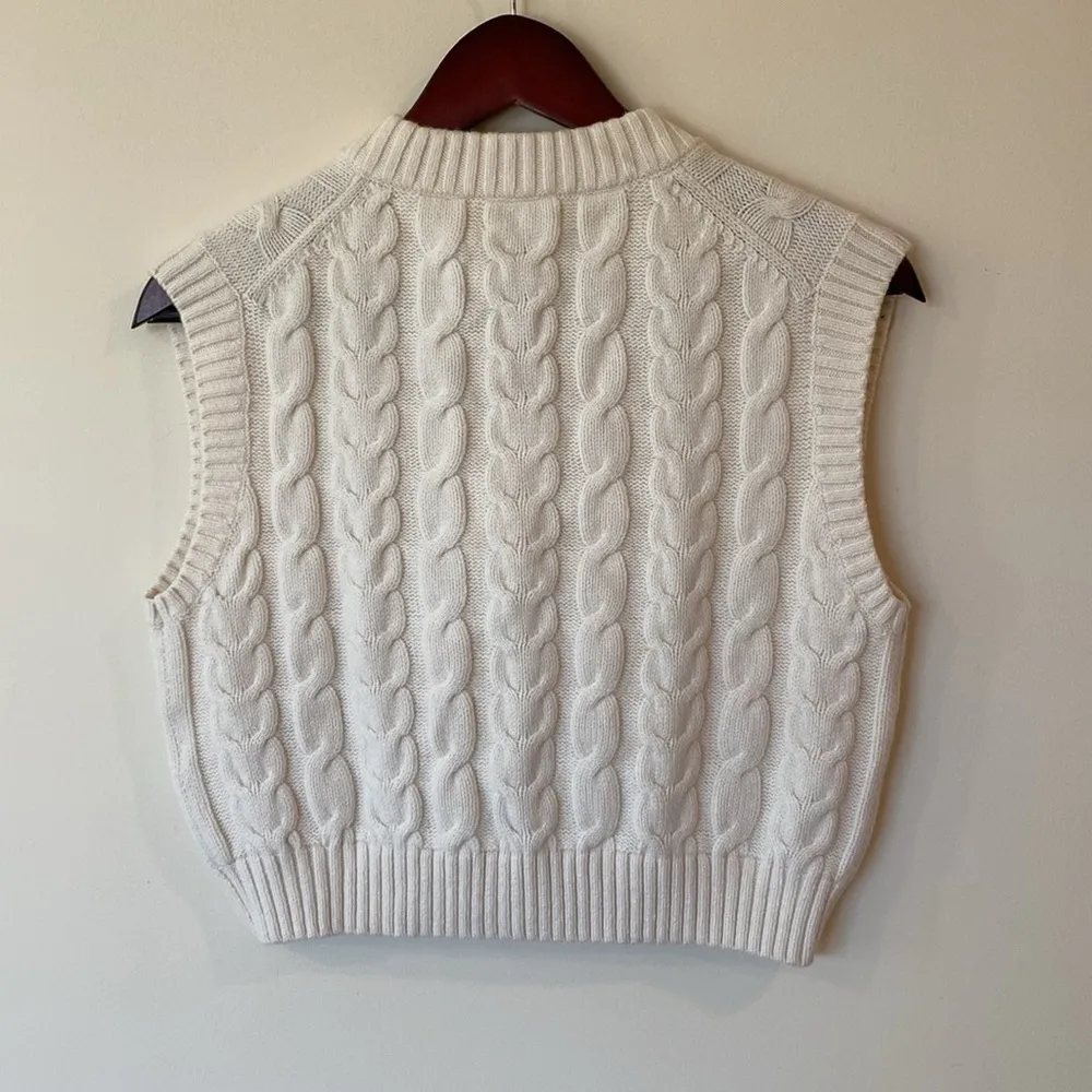 NWT Sunday Best Sz XS Winston Cable Knit Sweater Vest Merino Wool Cropped Preppy White - Image 4