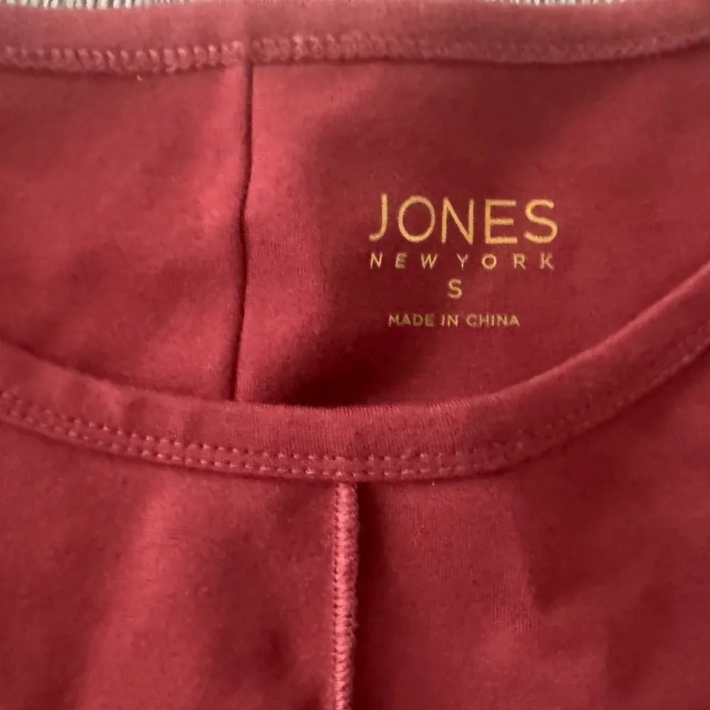 NEW JONES NEW YORK WOMEN'S LONG SLEEVE TOP  Brick Combo Small - Image 2