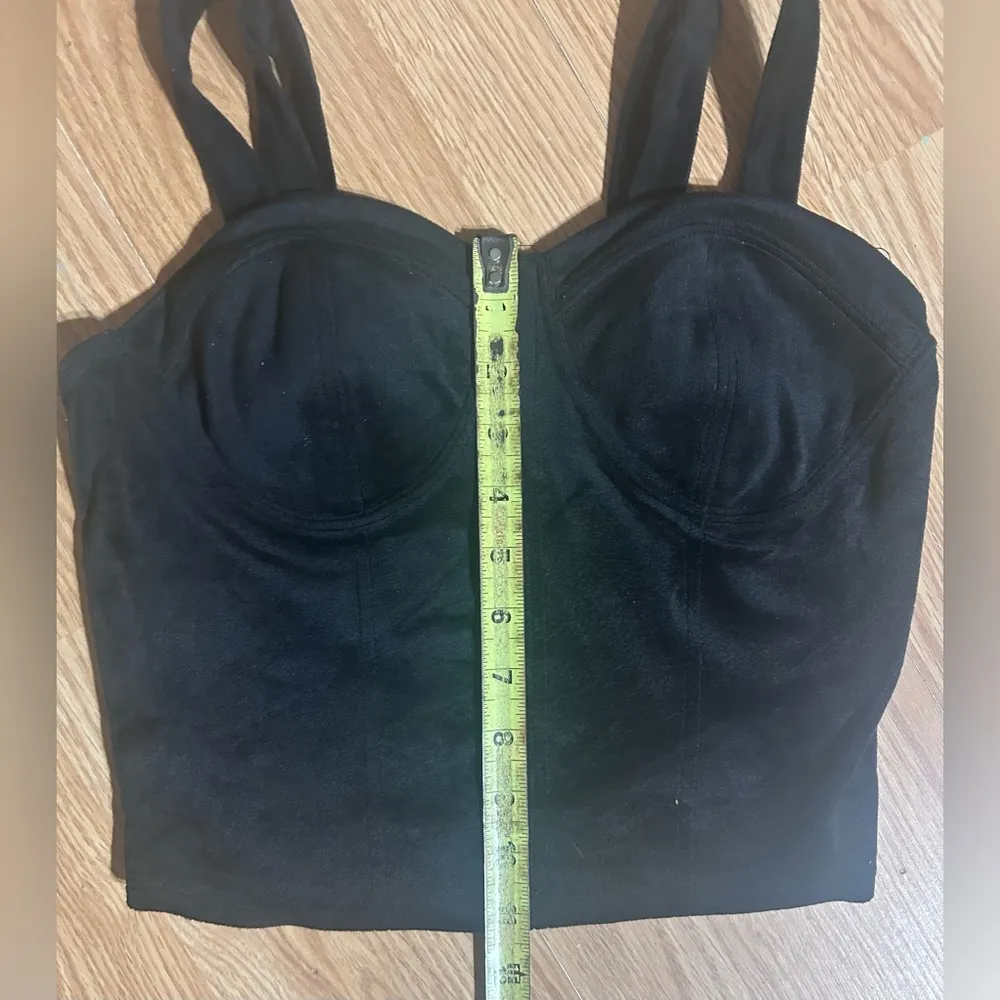 Black velvety like Women's 2 pc set medium - Image 7