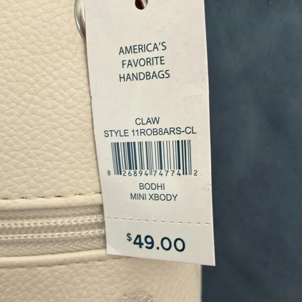 Rossetti: Bodhi Mini Crossbody-White~Embroidered flowers on front~ Spring/Summer - Image 4