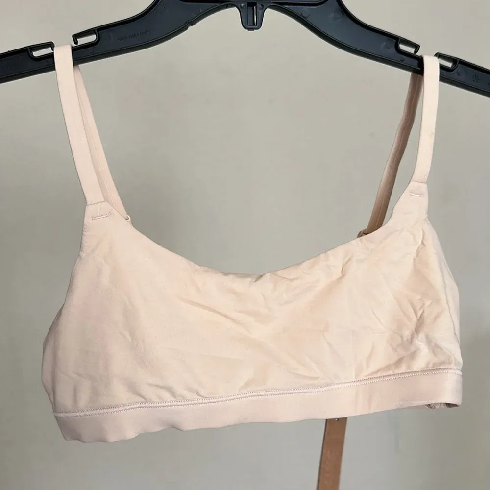 Skims Fits Everybody Scoop Bralette Color: Sand NWT size XL - Image 3