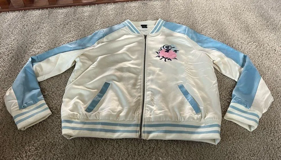 Disney Alice In Wonderland cream and blue Satin embroidered Souvenir Jacket - Image 3