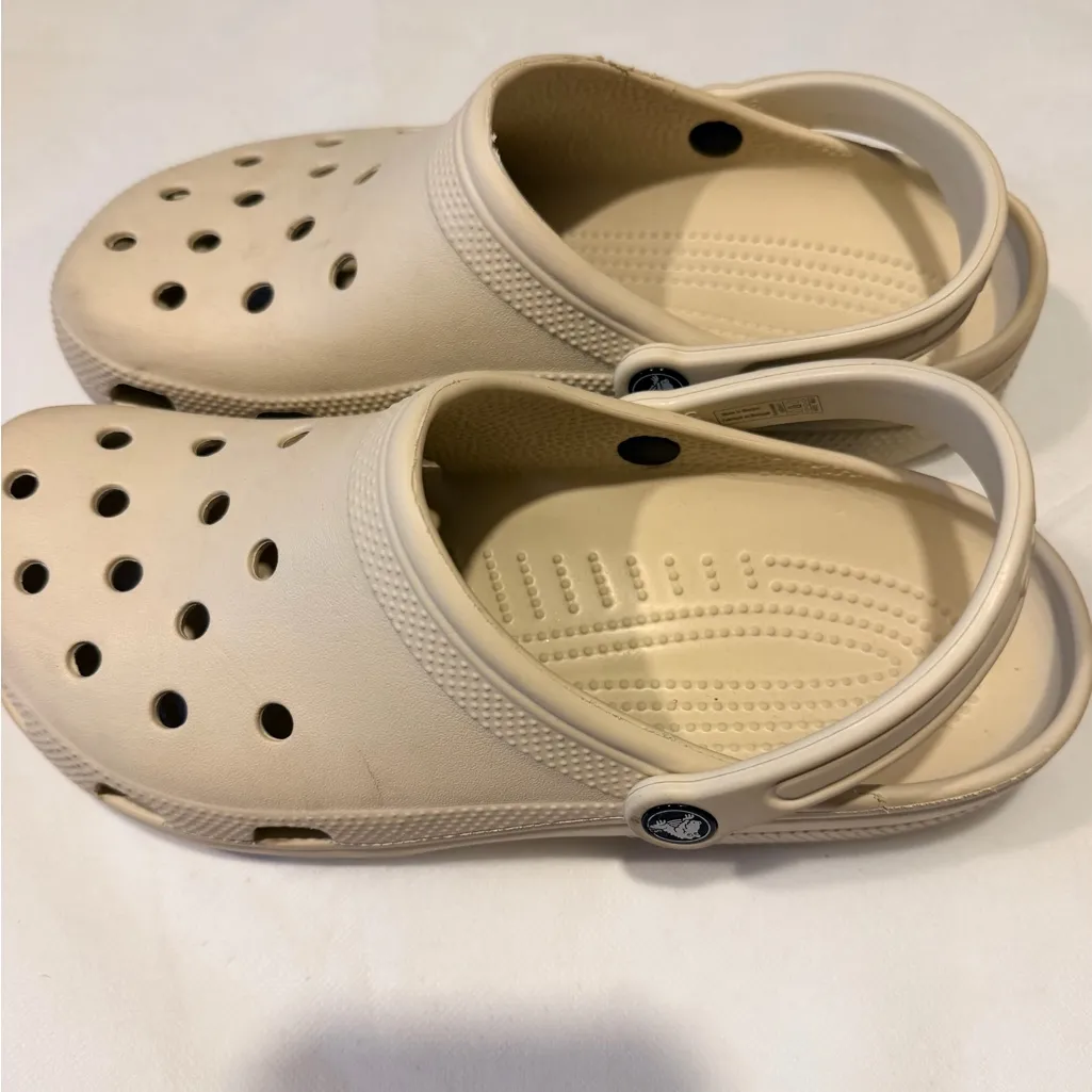 CROCS Unisex Tan Sandals - Image 2