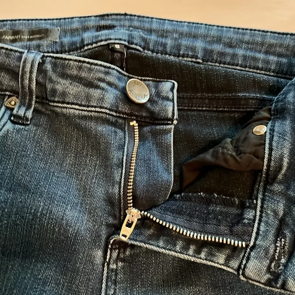 Kut From The Kloth Farrah Baby Bootcut Mid Rise Size 8 - Image 16