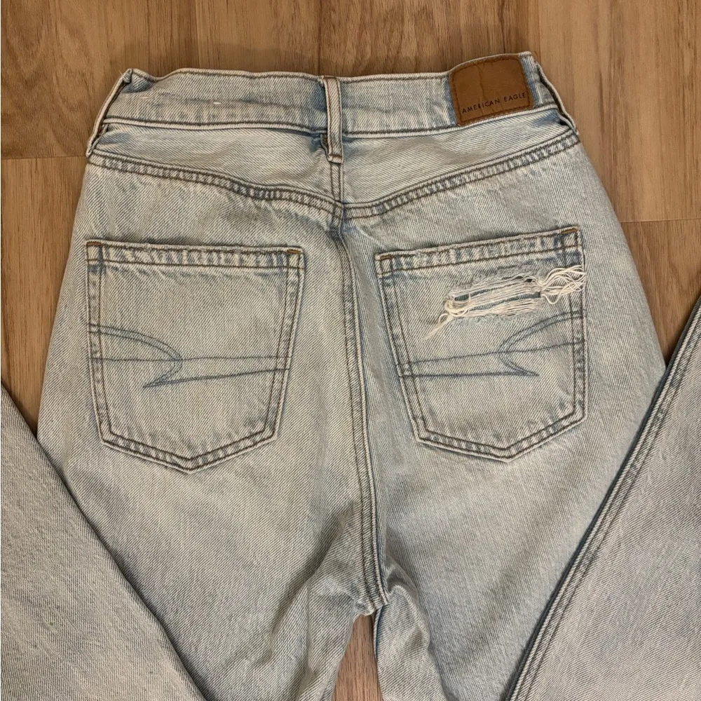 high rise 90s boyfriend jeans - Image 2
