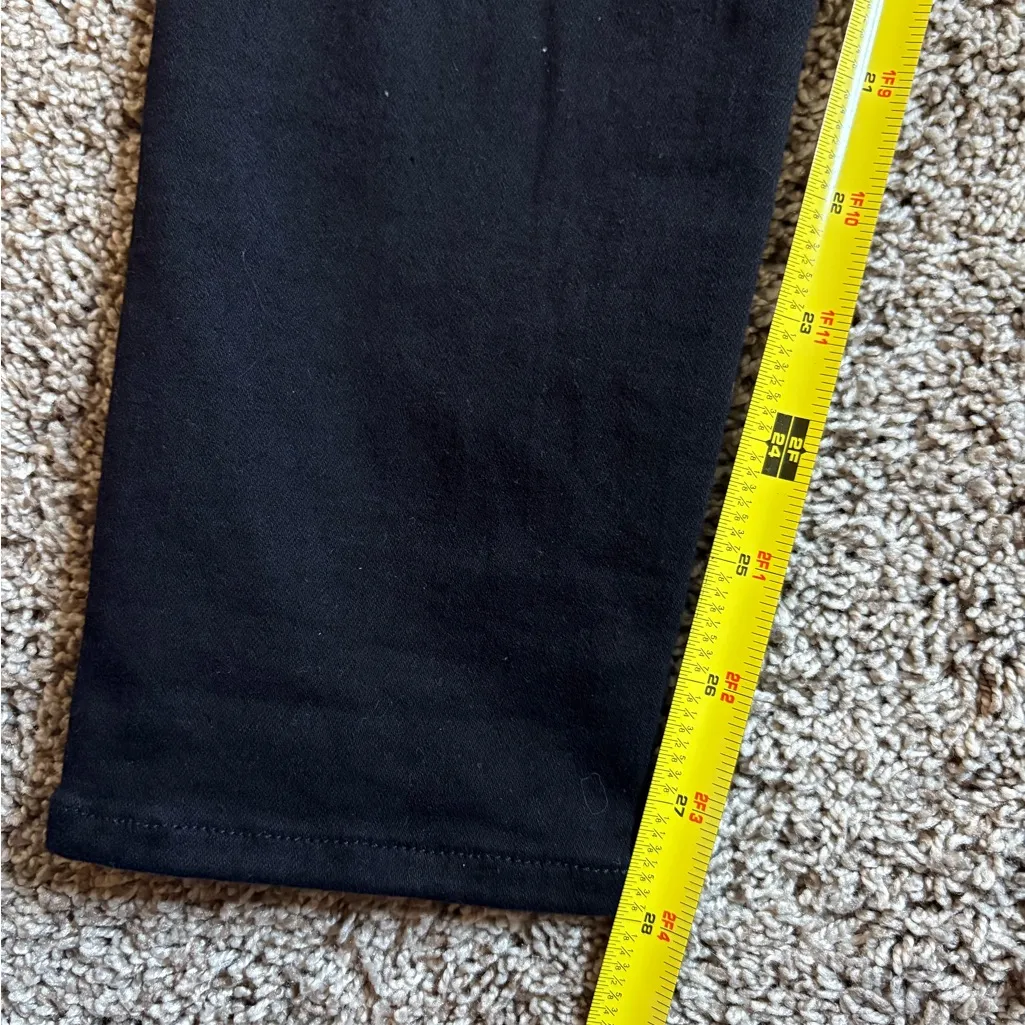 Good American Good Legs Crop Skinny Jeans - Image 6